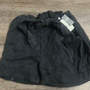 Aerie: brand new shorts that are adjustable